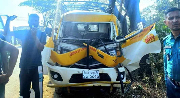 দক্ষিণ সুরমায় বাস-পিকআপ-মোটরসাইকেল সংঘর্ষে নিহত ১